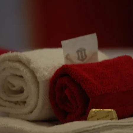 La Rosa Scarlatta Lägenhet