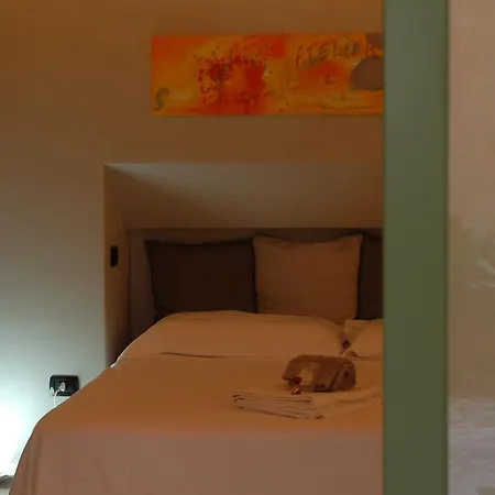 Апартаменты La Rosa Scarlatta *