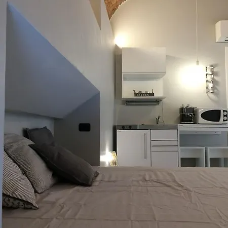 Апартаменты La Rosa Scarlatta Бергамо