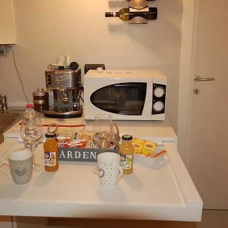 La Rosa Scarlatta Апартаменты Бергамо