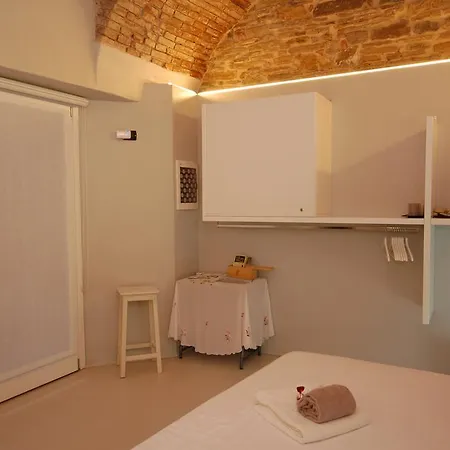 La Rosa Scarlatta Апартаменты *