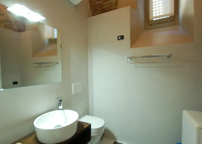 La Rosa Scarlatta Lägenhet *