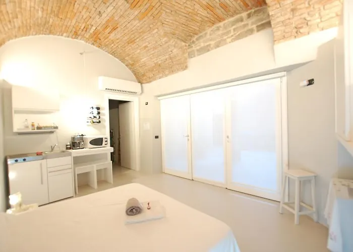 La Rosa Scarlatta דירה ברגמו