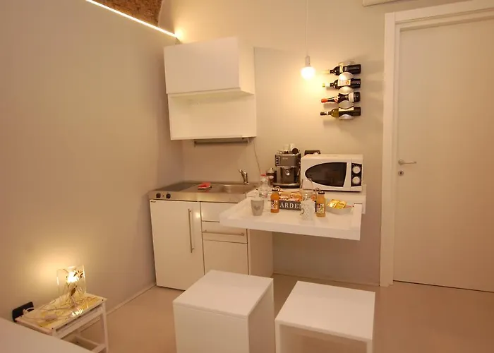 La Rosa Scarlatta Lägenhet