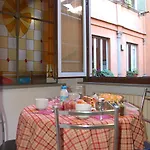 Апартаменти La Rosa Scarlatta Бергамо