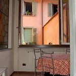 Апартаменти La Rosa Scarlatta *