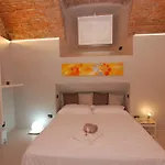 La Rosa Scarlatta