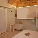 La Rosa Scarlatta Апартаменти *