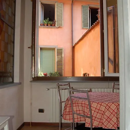 Apartment La Rosa Scarlatta *