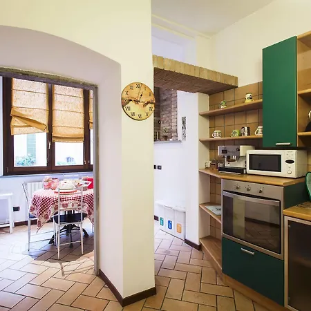 Apartment La Rosa Scarlatta *